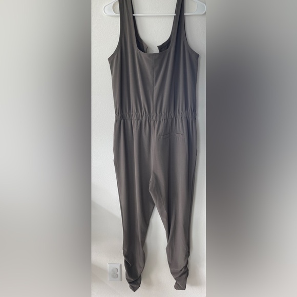 PRANA Railay Jumpsuit - Size M - Picture 4 of 6